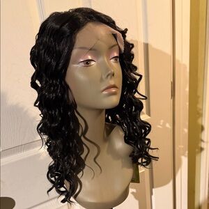 Black Wavy Lace Front Wig - Elegant Natural Look